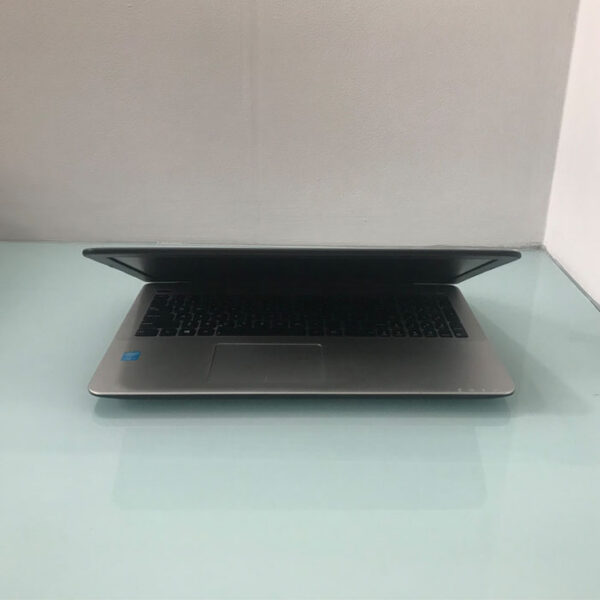 ASUS X555LF