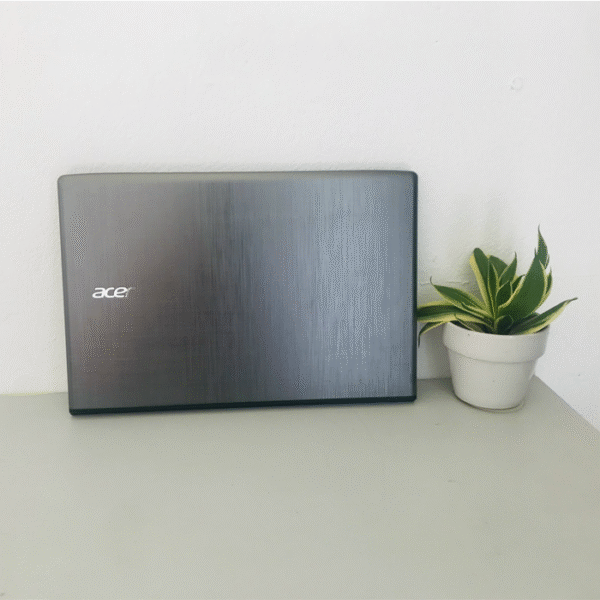 Acer Aspire E5 575