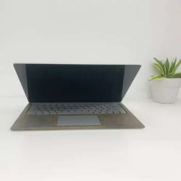 Microsoft Surface Laptop