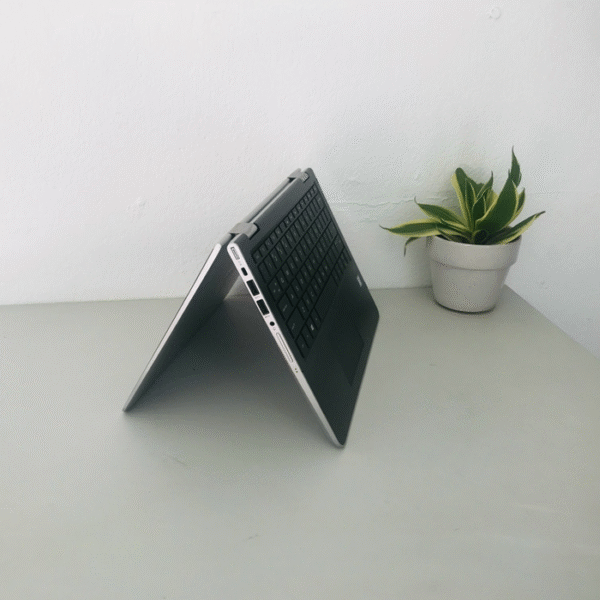 HP Pavilion x360 11 ad104TU